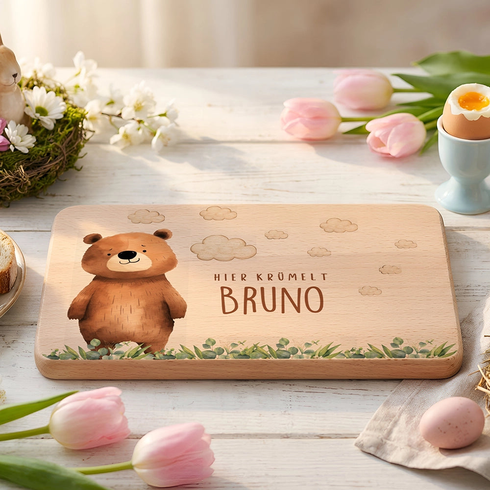 Frühstücksbrettchen Bär auf der Wiese