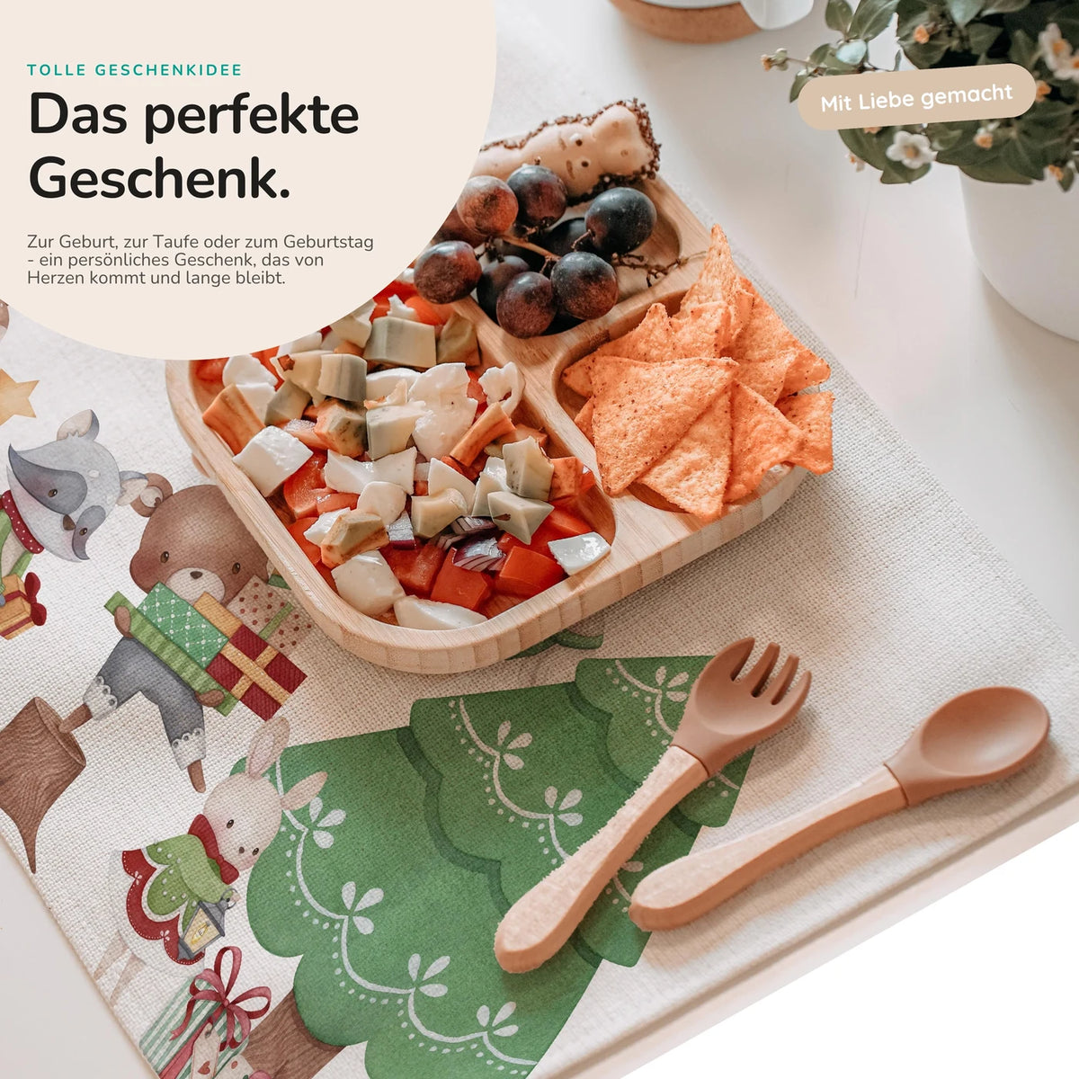 Tischset Kinder personalisiert Weihnachtsmotiv - Weihnachtsmärchen im Tierwald