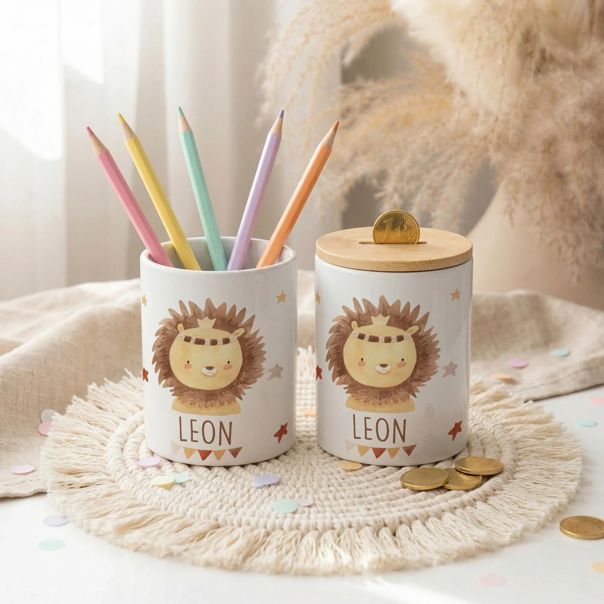 Personalisierte Spardose Löwe Boho â Keramik & Bambus mit Wunschname