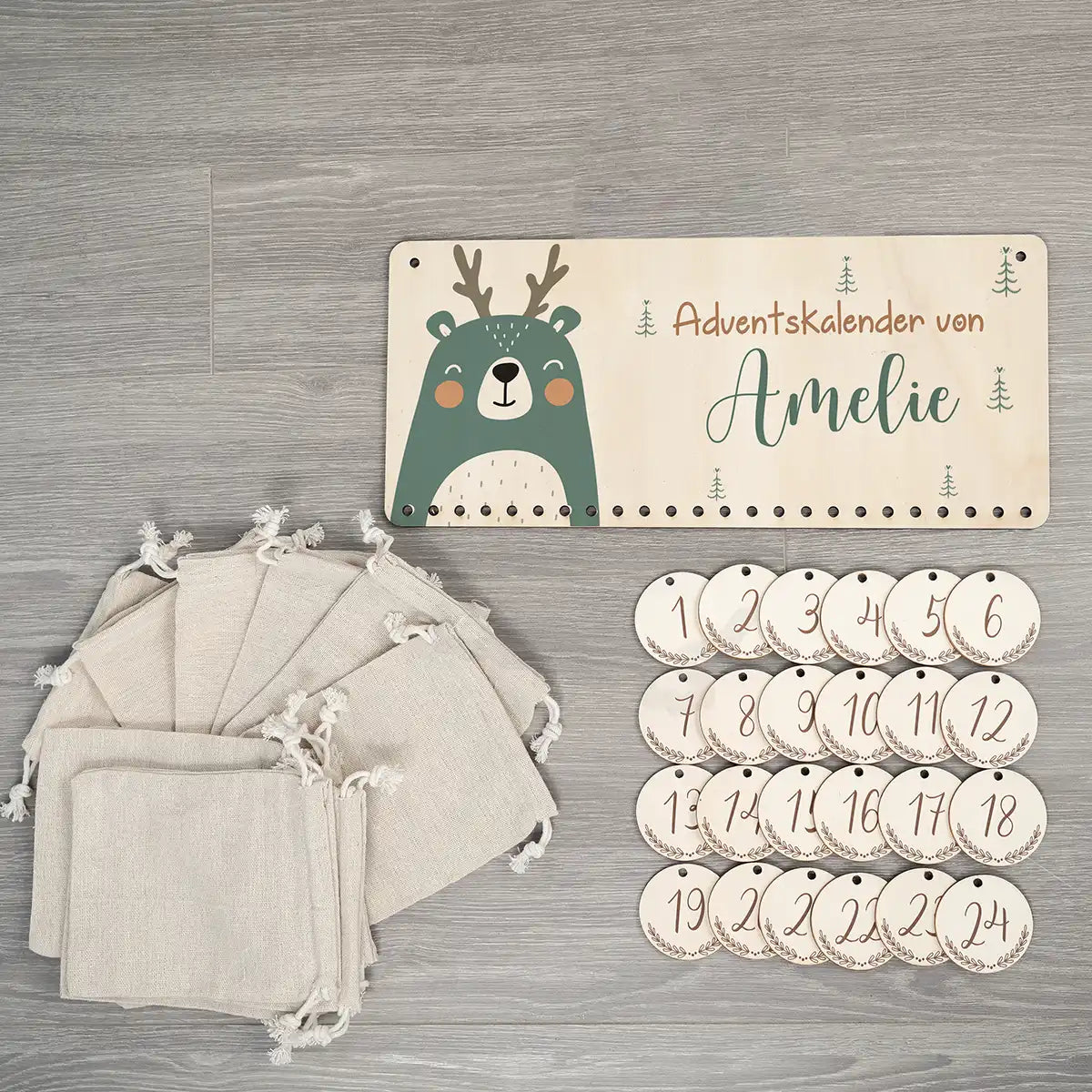 Personalisierbarer Adventskalender farbig - Rentier