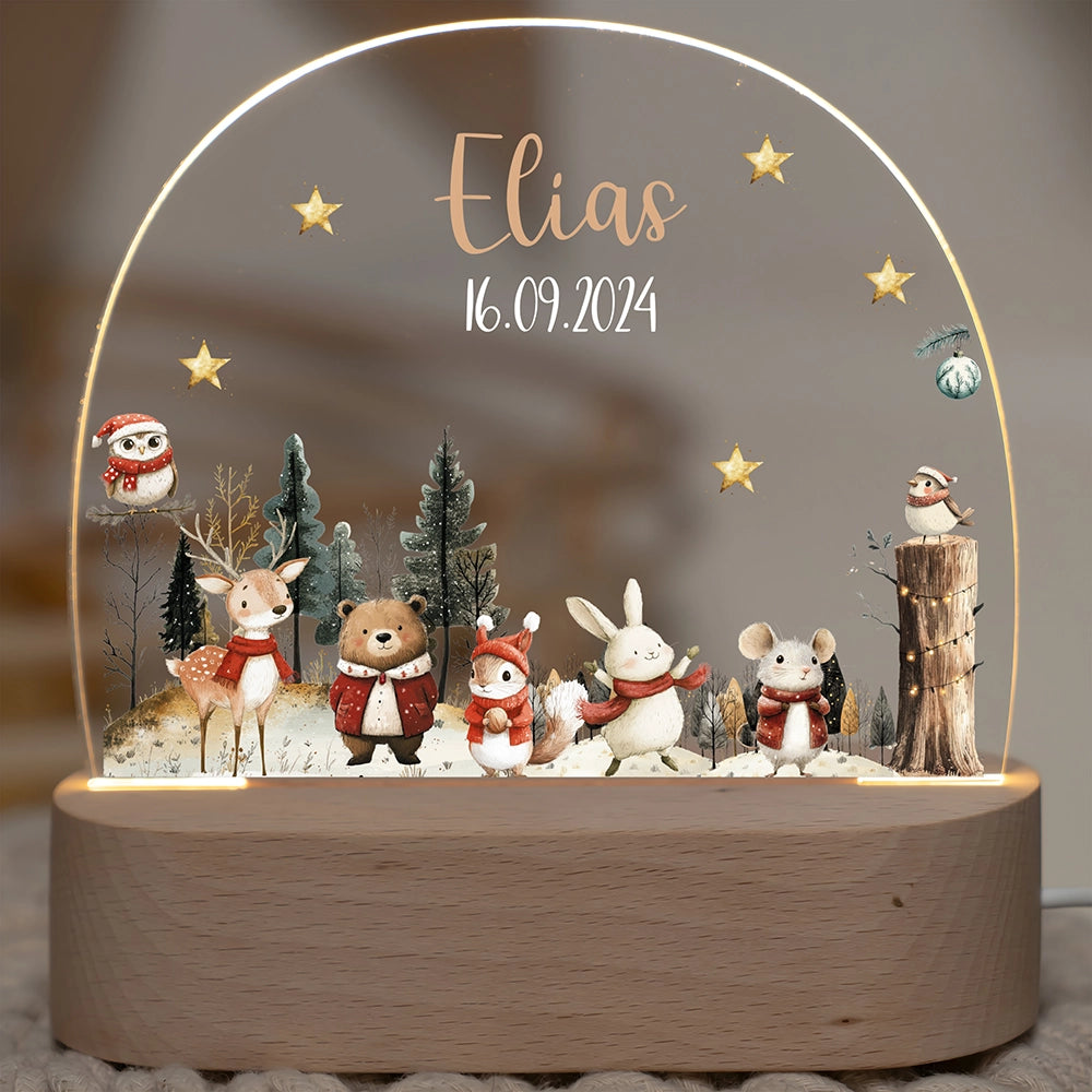 Nachtlicht mit Namen und Motiv Weihnachten – Wunschname und Datum auf Acrylglas, eingeschaltet