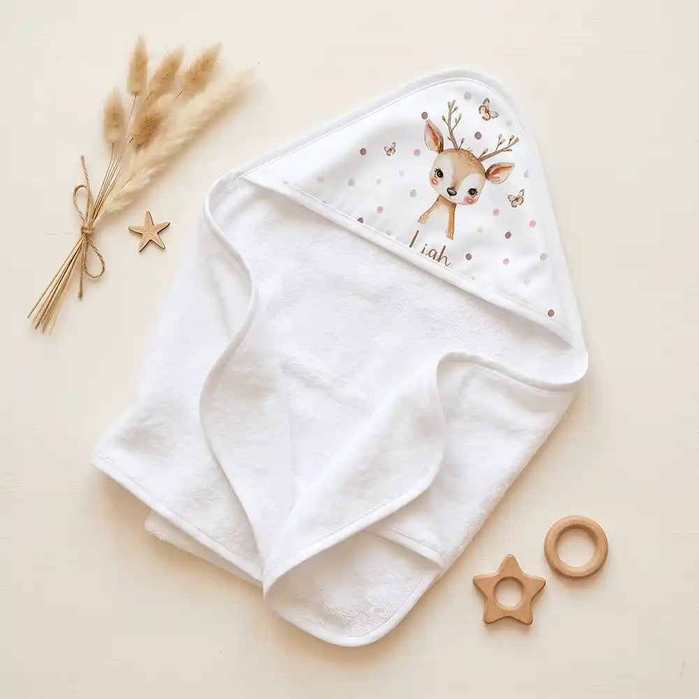 Personalisiertes Kapuzenhandtuch Baby Reh Schmetterlinge â Set fĂŒr Zwillinge im Rattan-Look