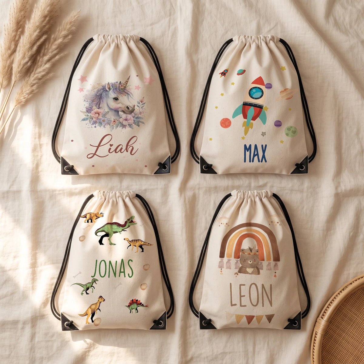 Personalisierter Turnbeutel Einhorn mit Blumen, weitere Motive der Turnbeutel-Kollektion im Ăberblick