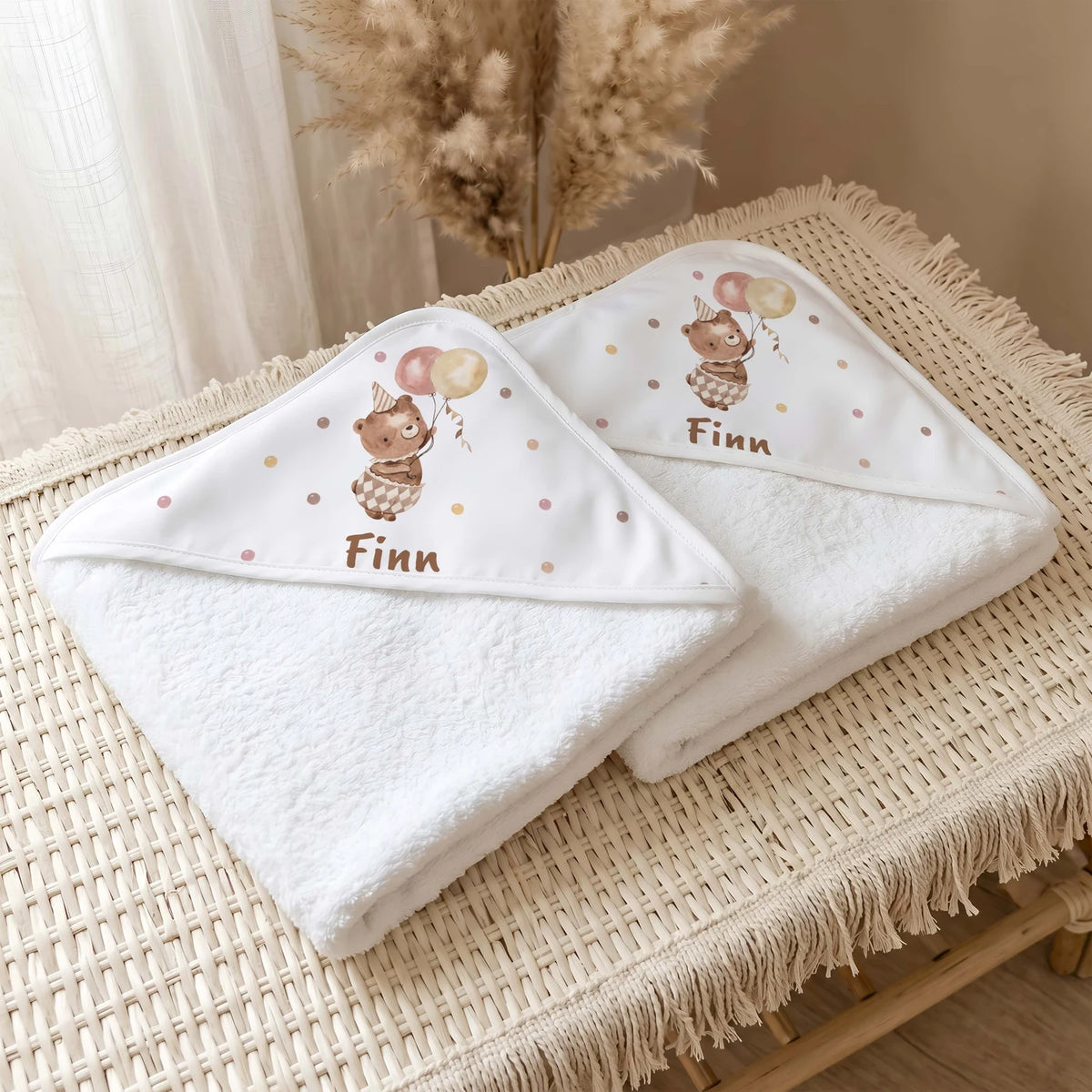 Personalisiertes Kapuzenhandtuch Baby â BĂ€r Luftballons
