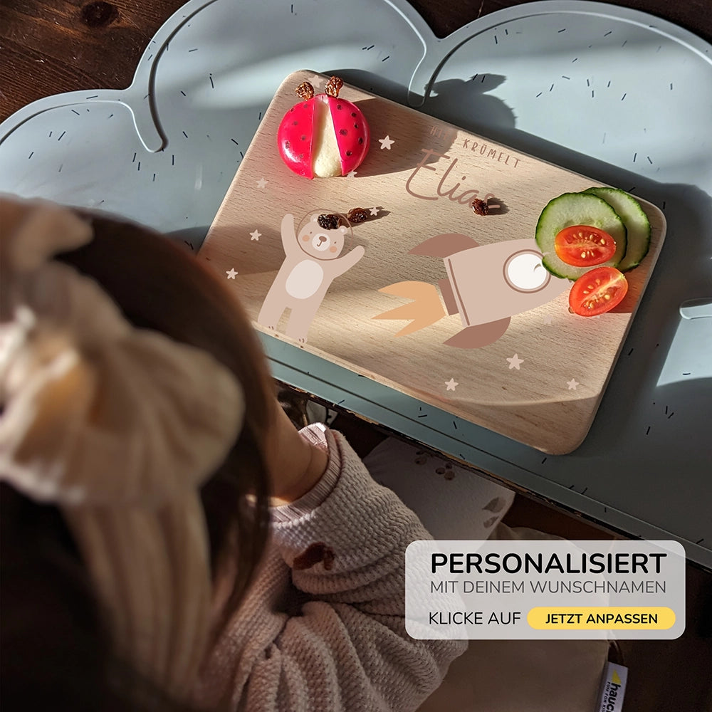 Frühstücksbrettchen Holz personalisiert - Bär Astronaut