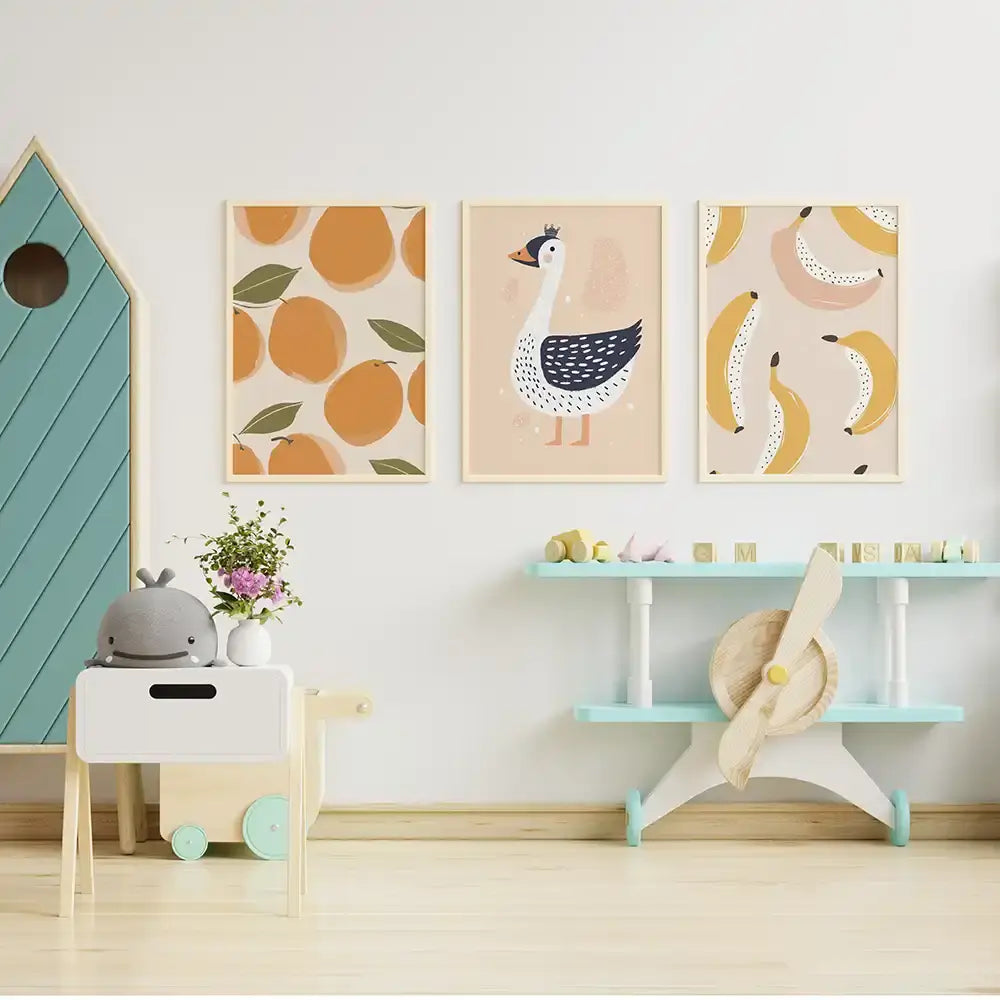 Poster 3er-Set - Orangen, Schwan & Bananen fĂĽrs Kinderzimmer
