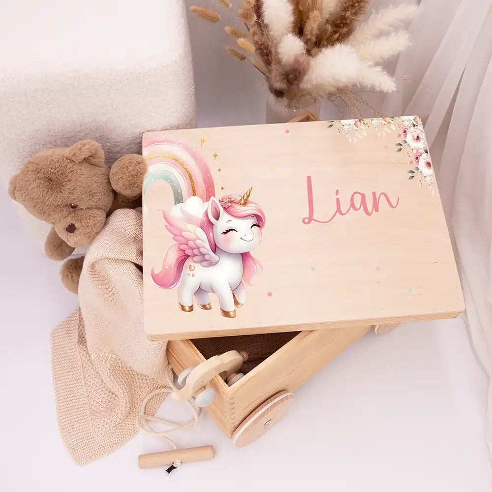 Spielzeugkiste mit Rädern personalisiert - Einhorn