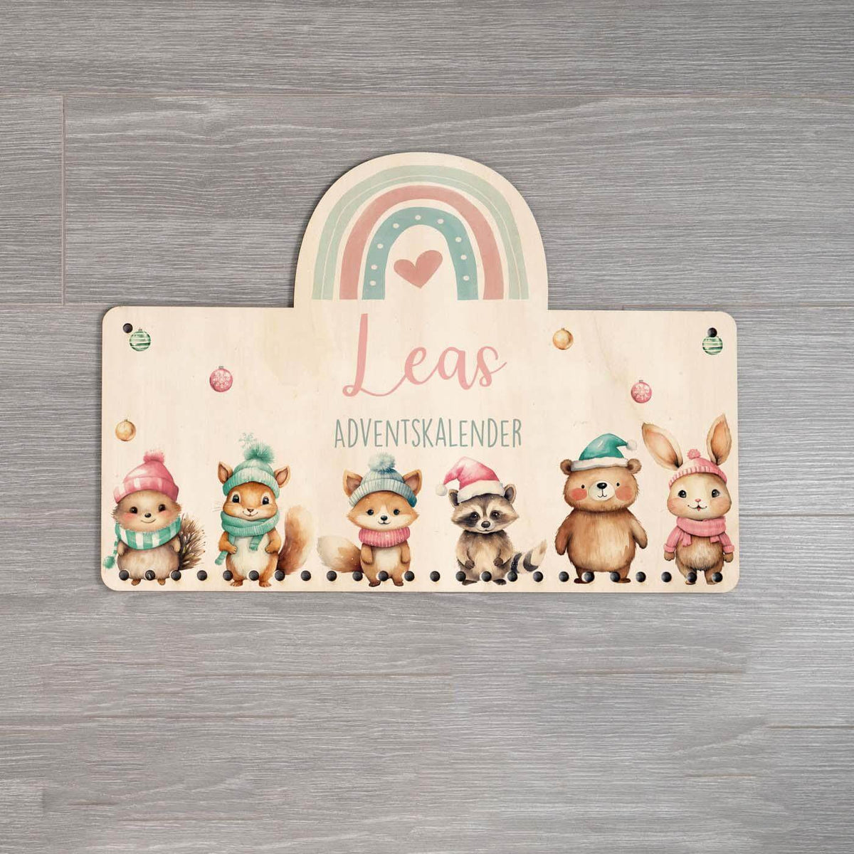 personalisierter winter-tierfamilie adventskalender aus holz