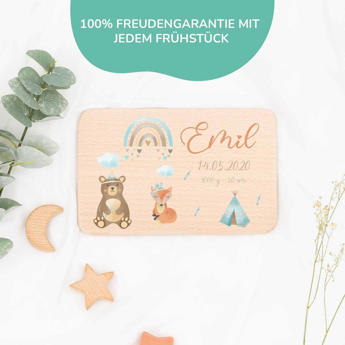 nahaufnahme des frühstücksbrettchens mit tipi motiv