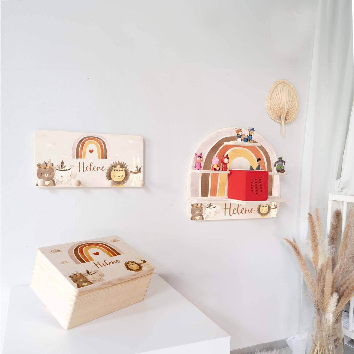personalisiertes boho-bundle mit handgefertigtem tonieboxregal
