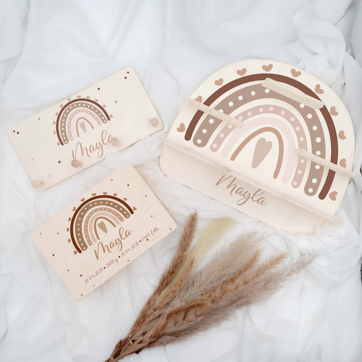regenbogen-bundle mit personalisierter erinnerungskiste tonieboxregal und garderobe