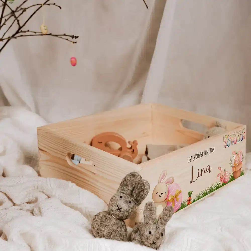 Osterkiste Holz personalisiert - Hasenglück mit Eier Girlande