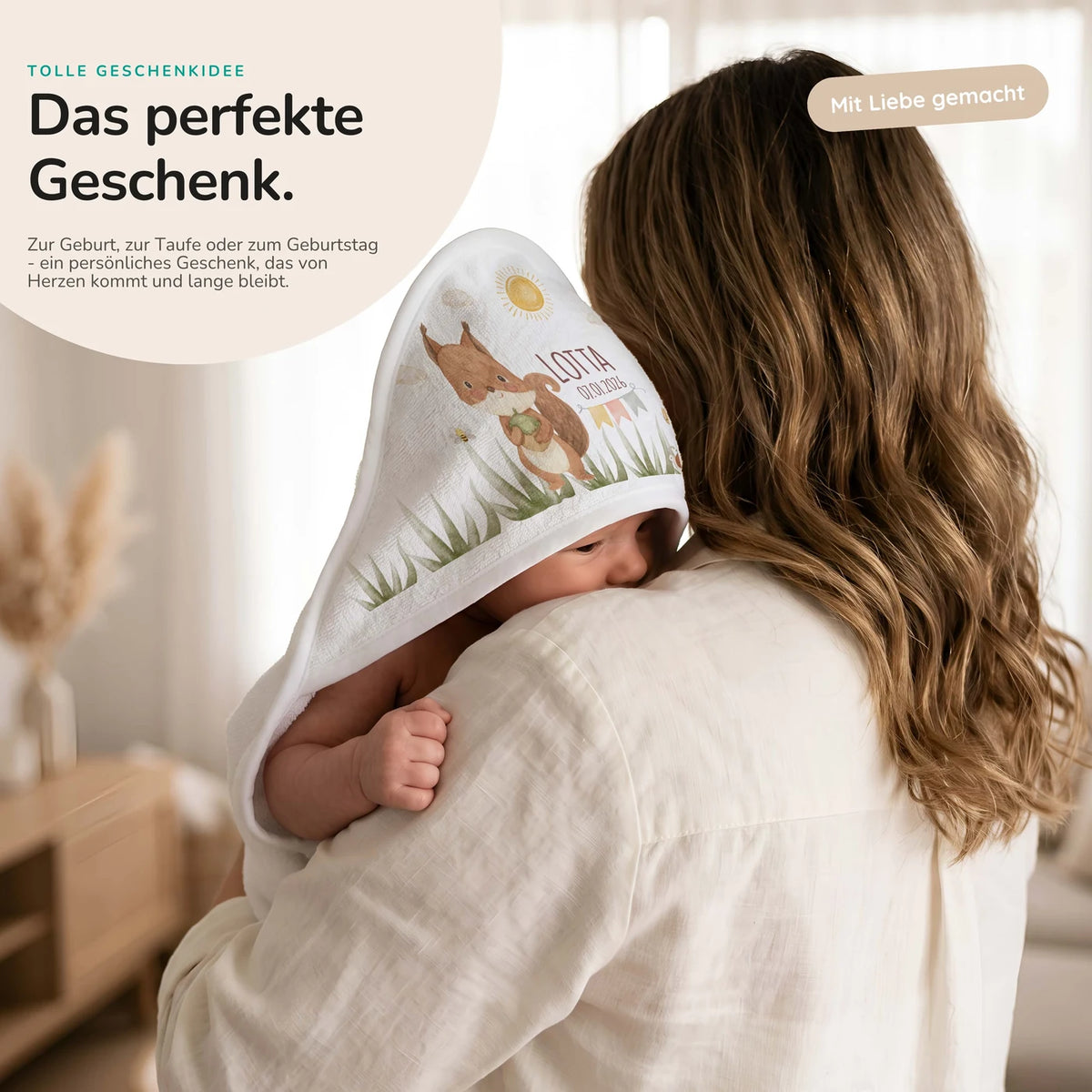 Personalisiertes Kapuzenhandtuch Baby – Eichhörnchen Geburt