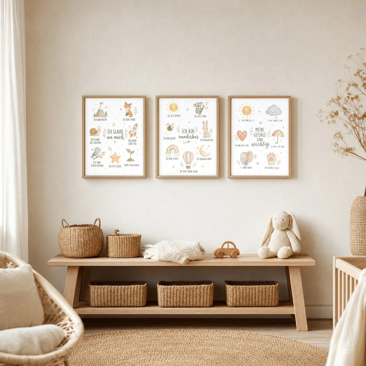 Kinderzimmer Deko: Affirmationsposter „Collage Ich bin wunderbar“ zusammen mit weiteren Motiven an der Wand