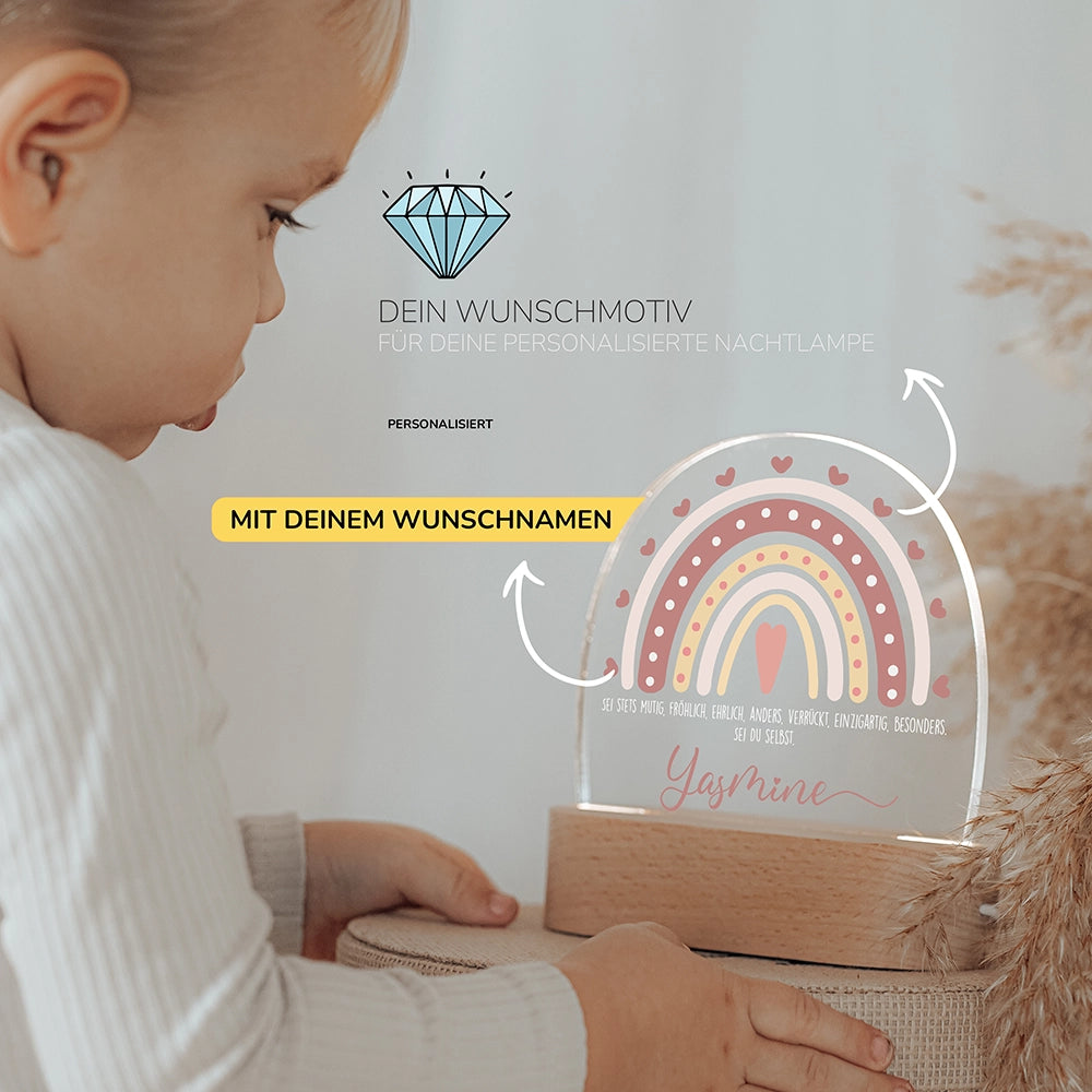 Kleinkind mit Nachtlicht Regenbogen mit Wunschnamen – Babygeschenk personalisiert