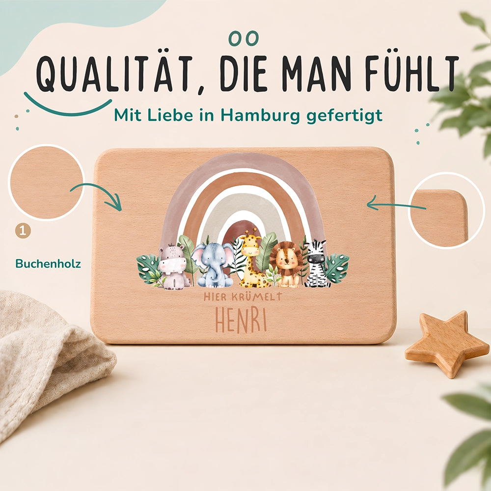 Frühstücksbrettchen Holz personalisiert - Tierfamilie unter Regenbogen
