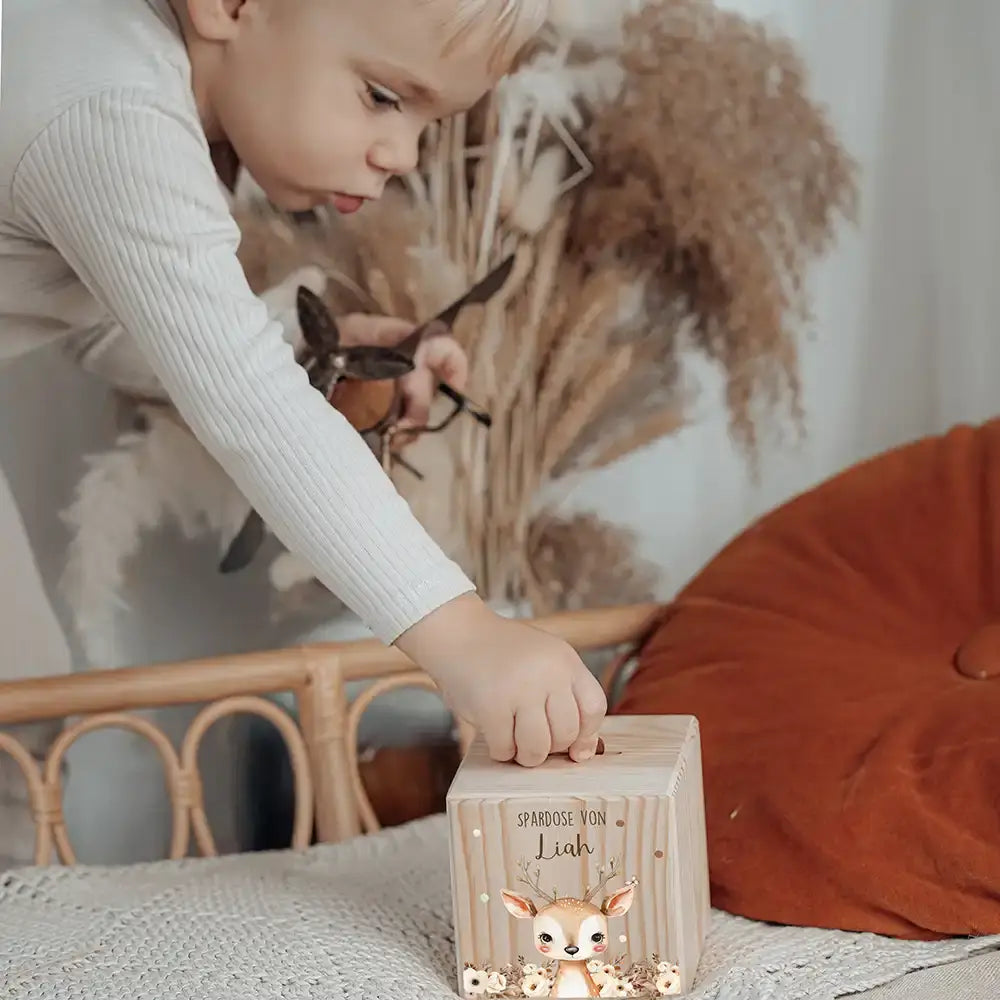 Spardose Kinder, Sparschwein personalisiert bunt - Bay Reh