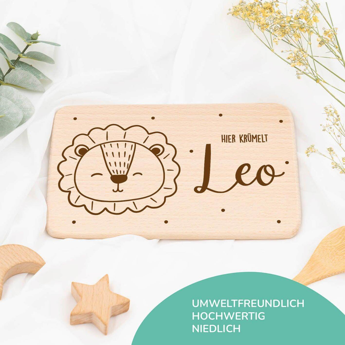 breakfast board with löwe design and personalized name