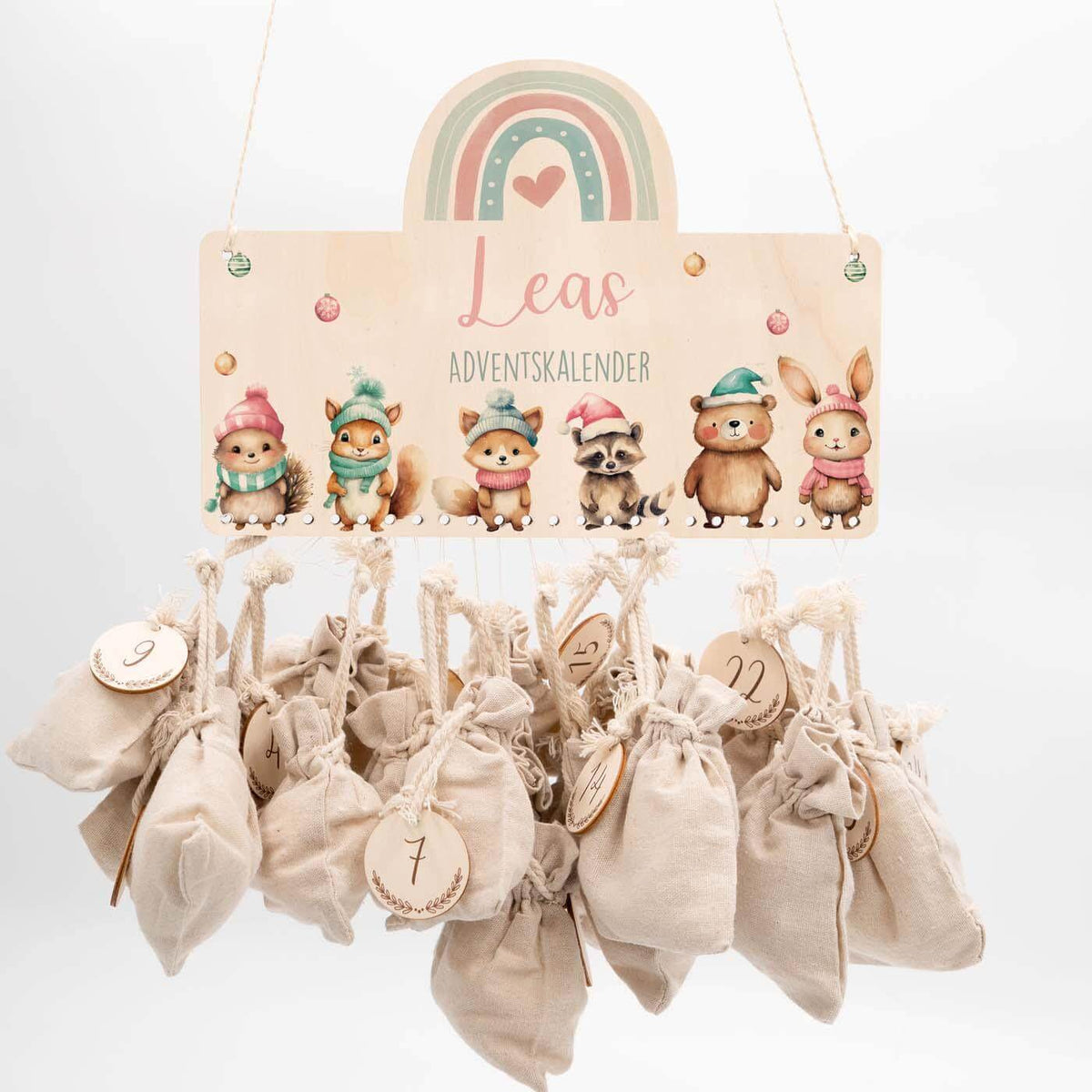 personalisierter adventskalender mit winter-tierfamilie design