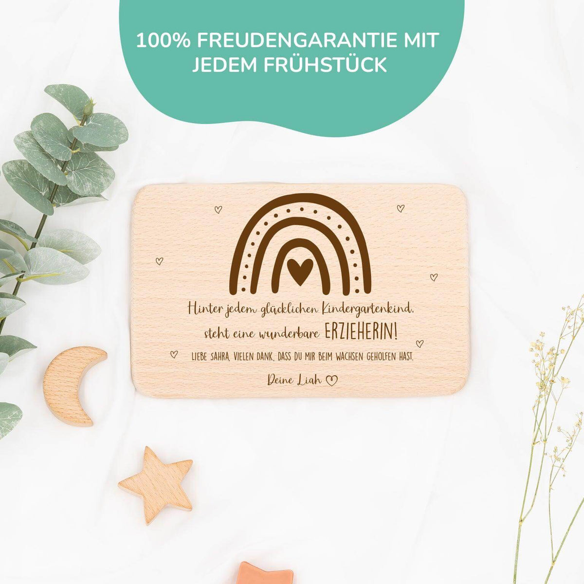 close-up of breakfast board with Abschiedsgeschenk design