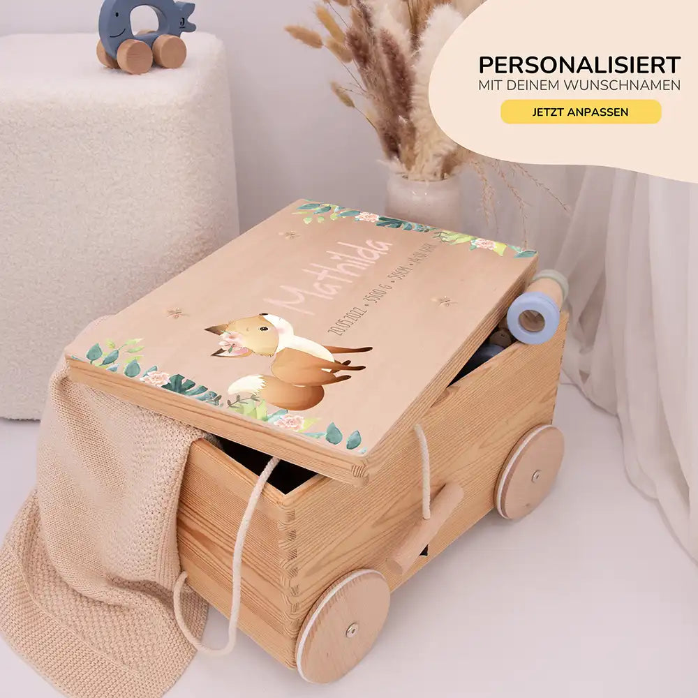 Spielzeugkiste mit Rädern personalisiert - Fuchs