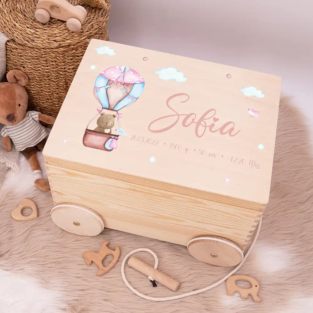 Spielzeugkiste mit Rädern personalisiert - Ballon