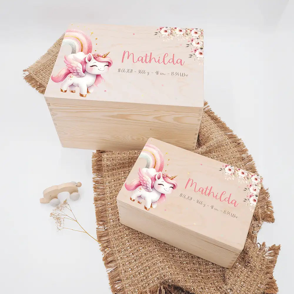 Personalisierte Erinnerungsbox für Baby mit Einhornmotiven - ideales Geschenk zur Geburt oder Taufe