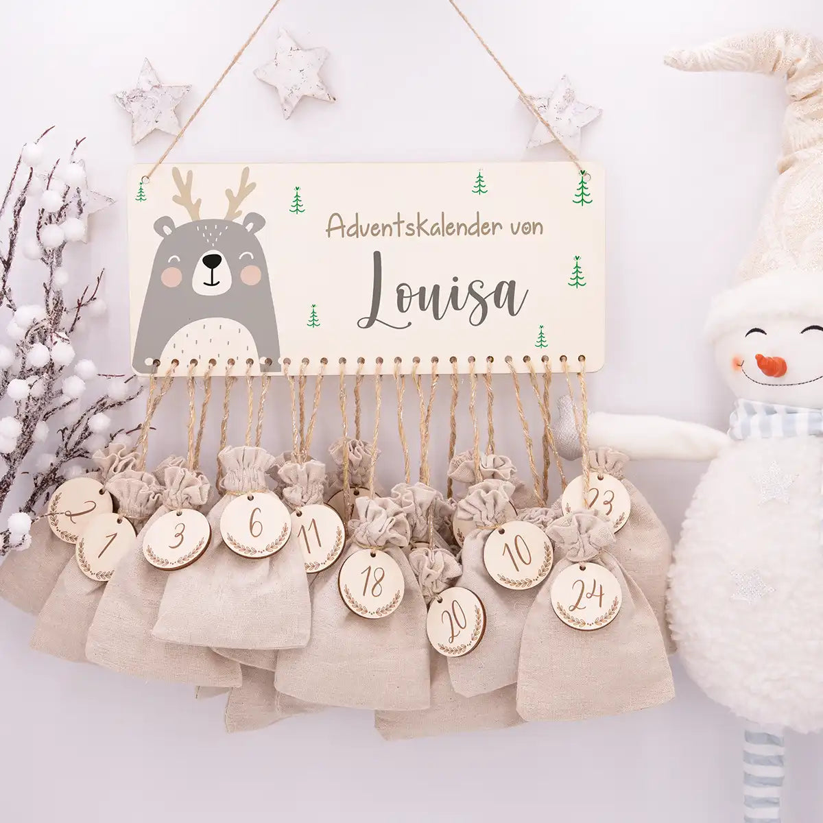 Personalisierbarer Adventskalender farbig - Rentier grau