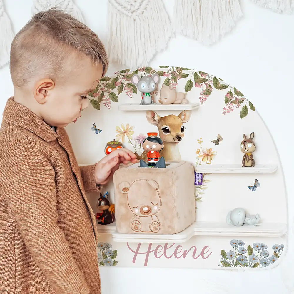 Tonie Regal aus Holz, Toniebox Regal personalisiert Reh im Wald
