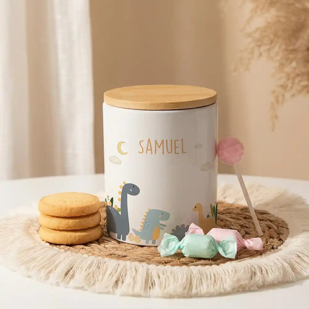 Personalisierte Keksdose Dinosaurier Mond aus Keramik mit Bambusdeckel - Wunschname - kadsmood.com