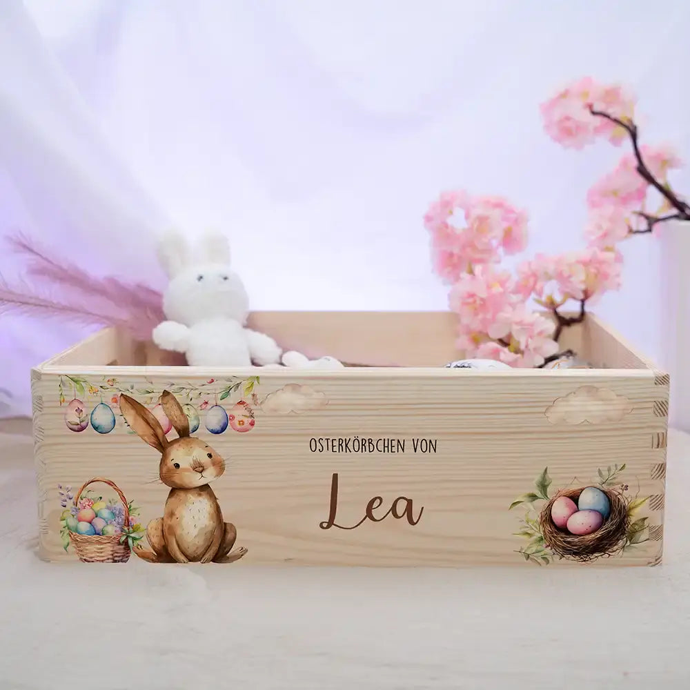 Osterkiste Holz personalisiert - Hase im Eierwunderland