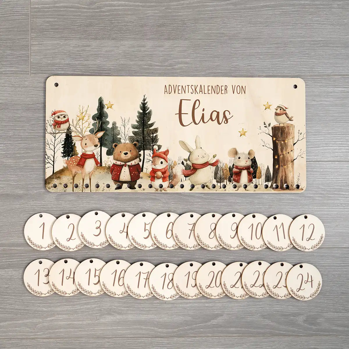 Personalisierbarer Adventskalender farbig - Frohe Tierfamilie